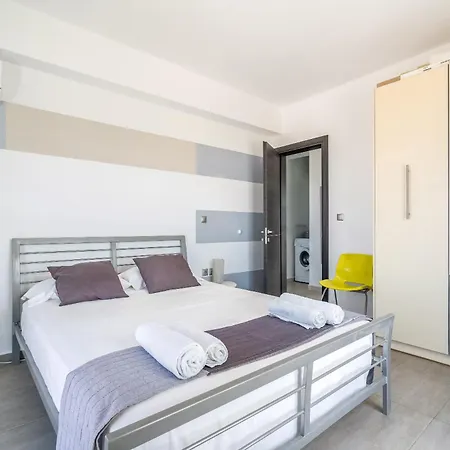 Villa M And T Seaview 360